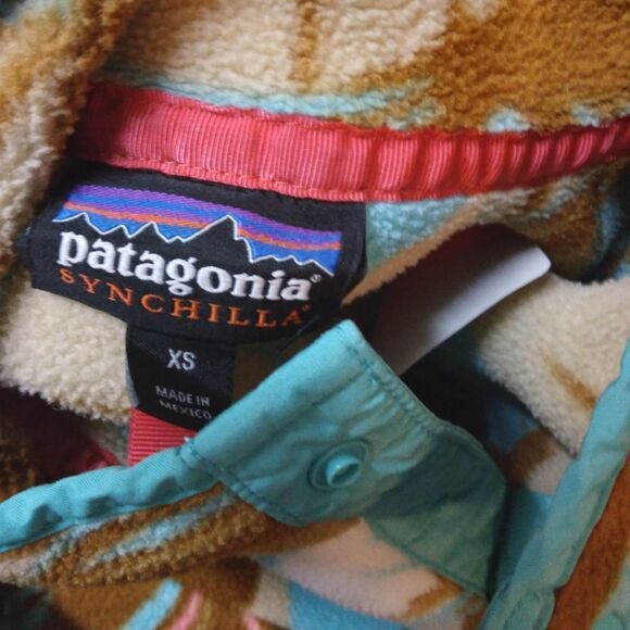 PATAGONIA XS BLUE TOURQUOISE TEAL PINK BROWN  FEATHER DANCE PRINTED  SYNCHILLA - Picture 13 of 15